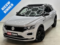 Volkswagen T-Roc - 1.5i R-Line / Sport / Pano / Carplay / Navi / Elektrische kofferbak / 38.000km / als nieuw