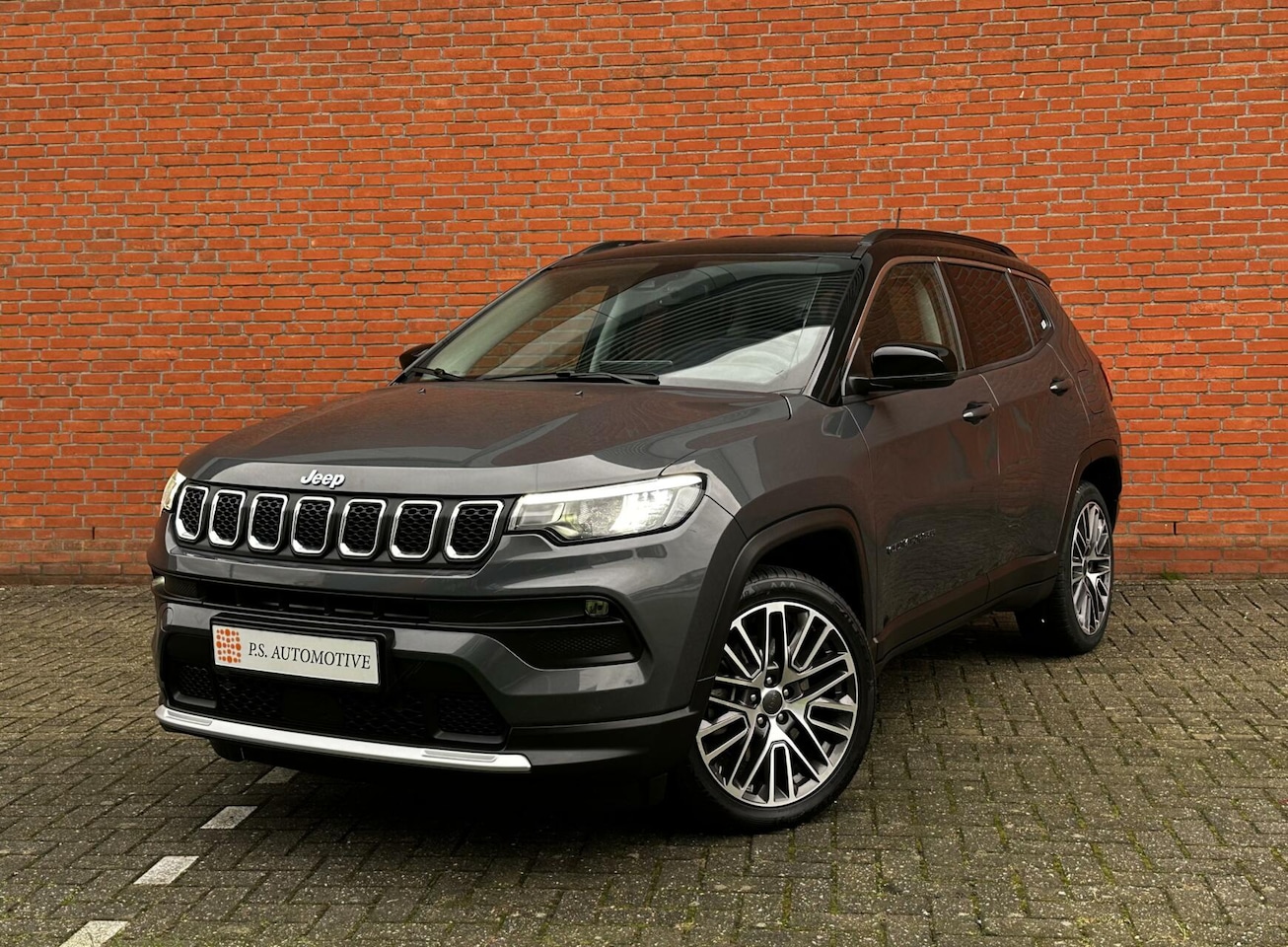 Jeep Compass - 4xe 240 Plug-in Hybrid Electric Limited 4xe 240 Plug-in Hybrid Electric Limited - AutoWereld.nl