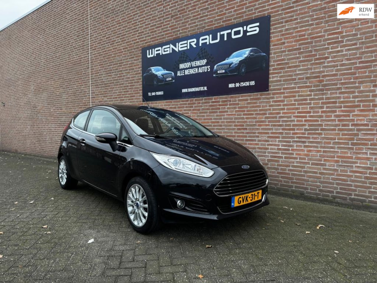 Ford Fiesta - 1.0 EcoBoost Titanium Achteruitrij camera Airco Keyless Sony Audio Stoelverwarming - AutoWereld.nl