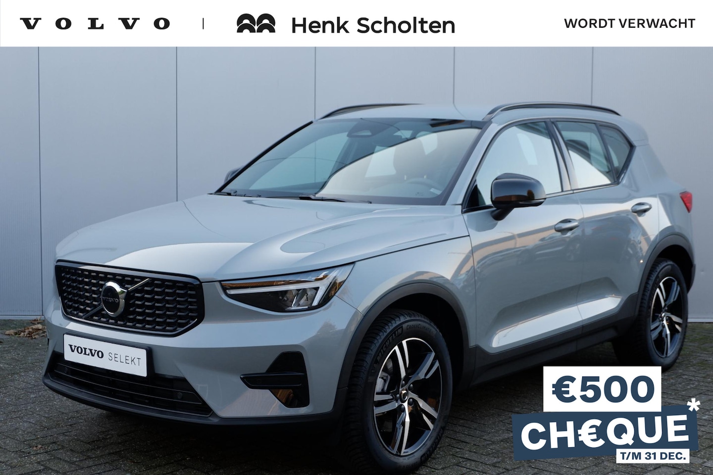 Volvo XC40 - B4 AUT7 197PK Plus Dark, *Wordt verwacht* Verwarmbare Voorruit, Achteruitrijcamera, Parkee - AutoWereld.nl