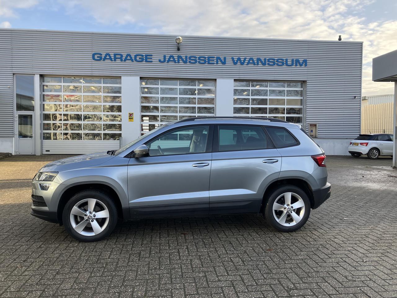 Skoda Karoq - 1.5 TSI ACT Style Business 1.5TSI ACT STYLE BUSINESS - AutoWereld.nl