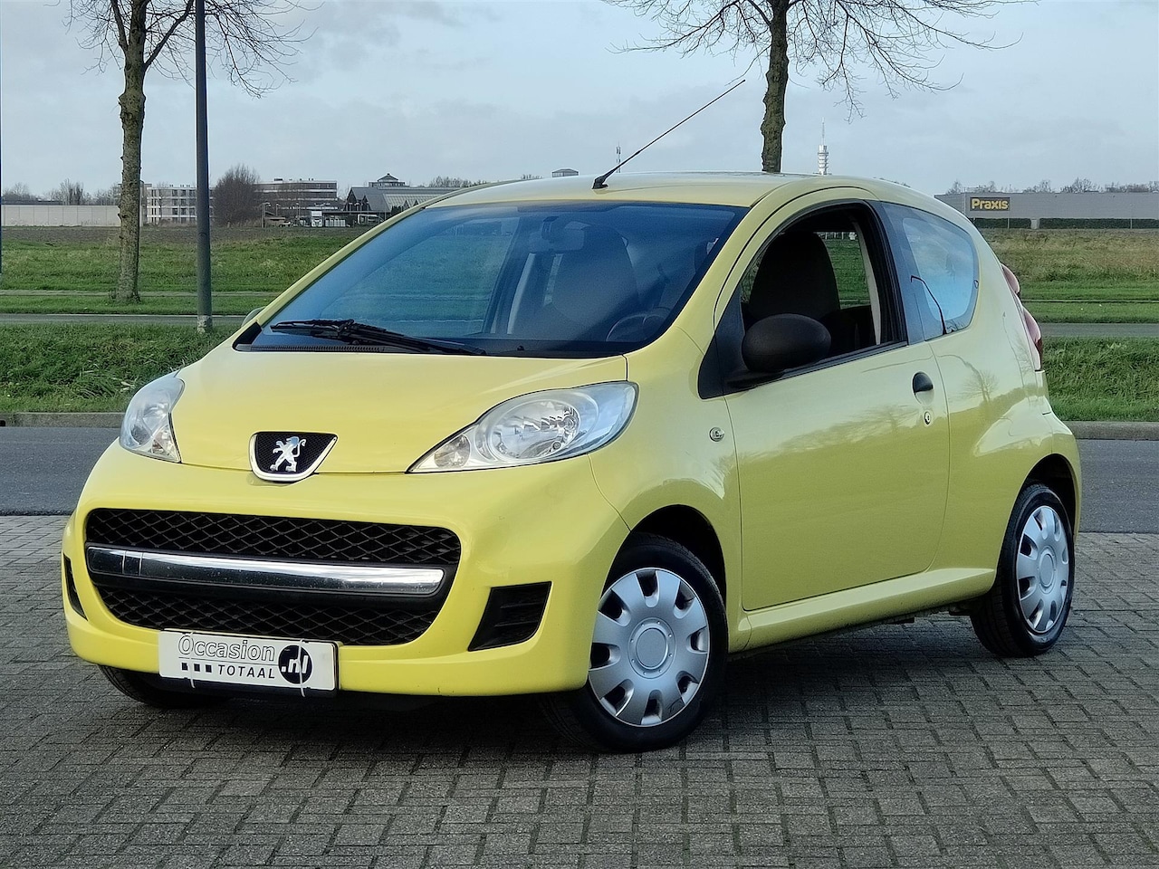 Peugeot 107 - 1.0-12V XR 1.0-12V XR | 3Drs - AutoWereld.nl