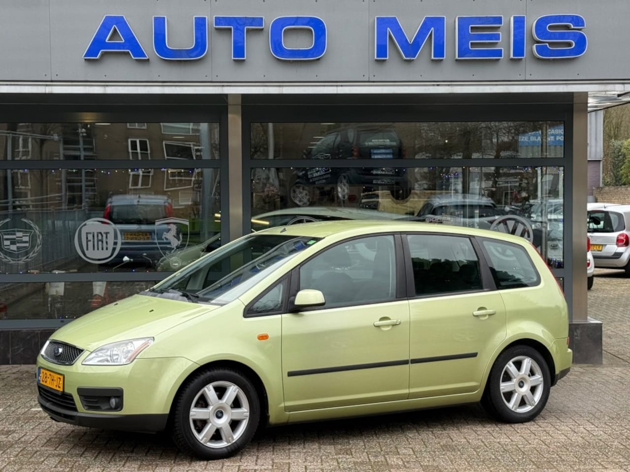 Ford Focus C-Max - 1.8-16V Futura Sport Airco Cruise Trekhaak - AutoWereld.nl