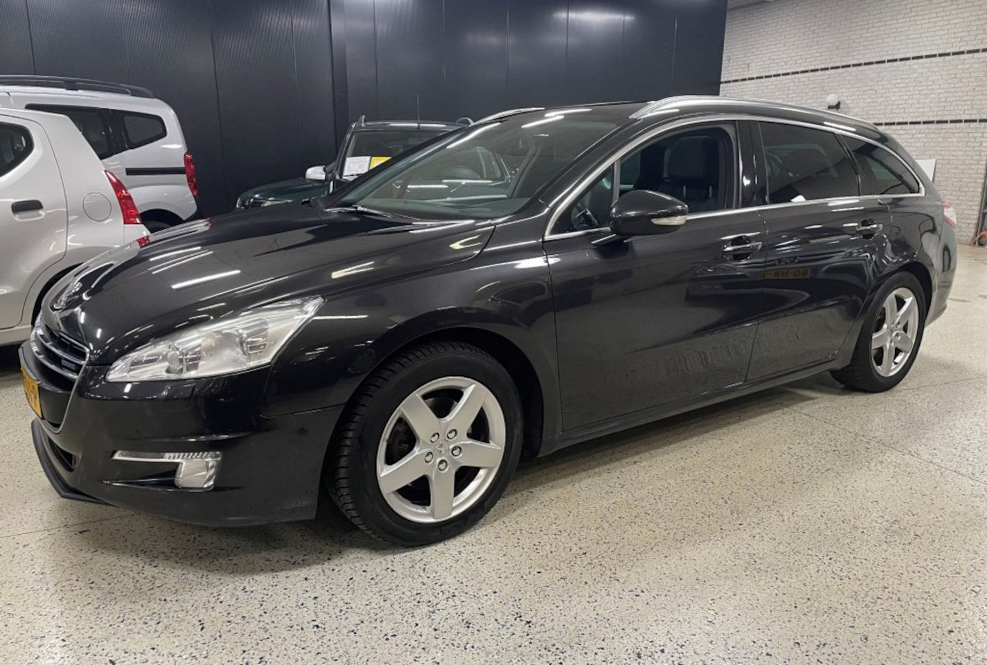 Peugeot 508 - 2.0 HDI Allure Panorama Dak Xenon Leder Trekhaak - AutoWereld.nl