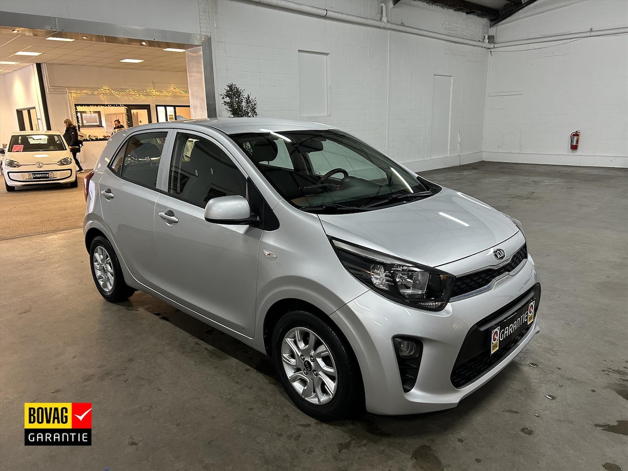 Kia Picanto - 1.0 CVVT 67pk 4-zits ComfortLine Navigatie / CAMERA / LMV - AutoWereld.nl