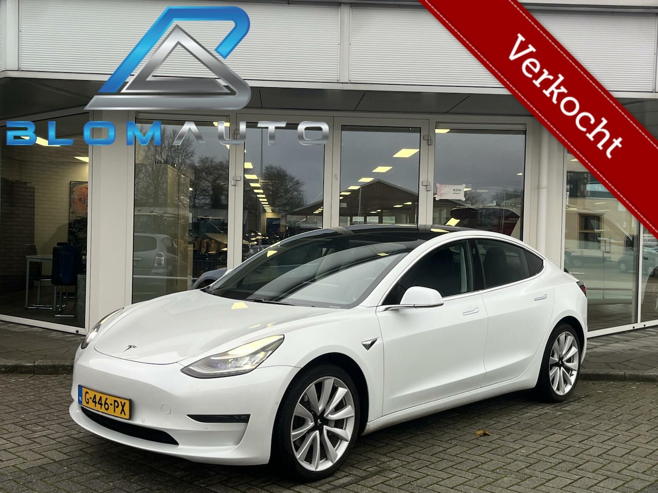 Tesla Model 3 - Long Range RWD Long Range AWD TREKHAAK+AUTOPILOT+NL AUTO - AutoWereld.nl