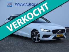 Volvo V60 - 2.0 B3 Momentum|TREKHAAK|ADAPTIVE CRUISE|CAR-PLAY