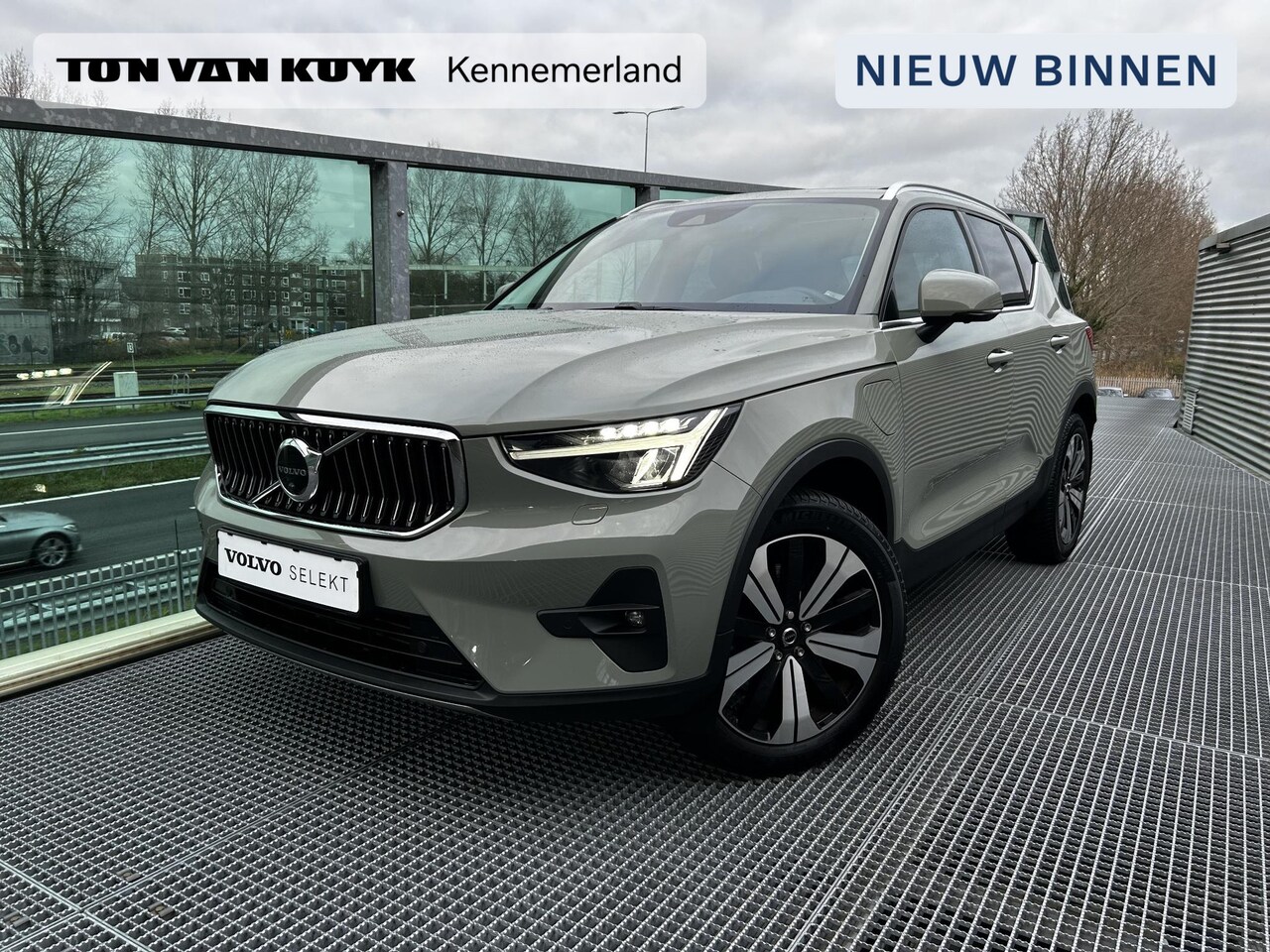 Volvo XC40 - 1.5 T5 Plug-in hybrid Ultimate Bright Aut. Panoramadak, Lederen Bekleding, Parkeer camera - AutoWereld.nl