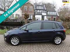 Volkswagen Golf Sportsvan - 1.2 TSI 110pk Automaat Clima Navi Trekhaak 1e eig