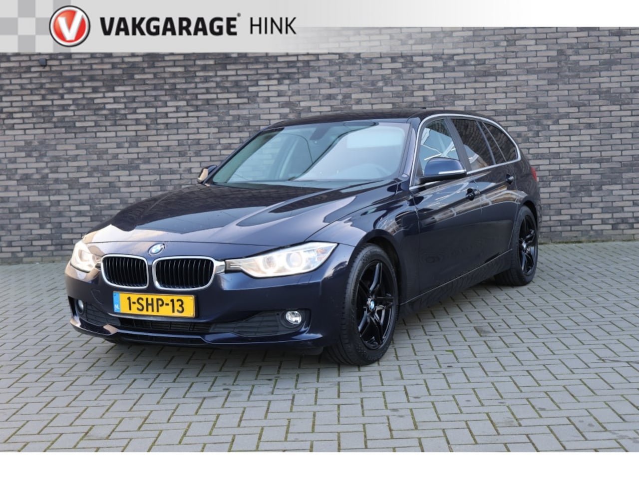 BMW 3-serie Touring - 320d Executive | Sportstoelen | Stoelverwarming | - AutoWereld.nl