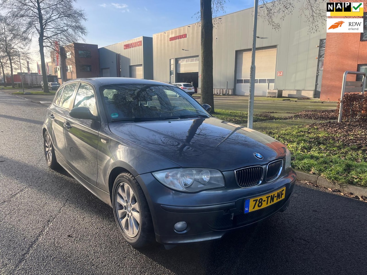 BMW 1-serie - 116i Business Line 116i Business Line 5 drs - AutoWereld.nl