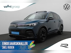 Volkswagen Tiguan - 1.5 eTSI 150PK DSG R-Line Edition Black Style | Pano | Trekhaak | IQ Light | 19 inch | 360