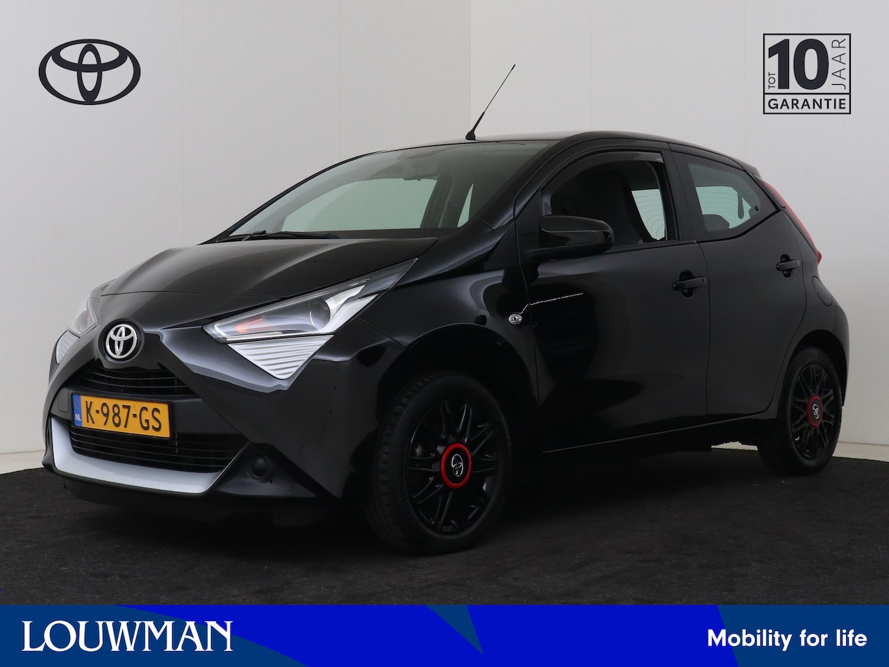 Toyota Aygo - 1.0 VVT-i x-play I Apple Carplay/Android Auto I Airco I 5 Deurs I Zuinig I USB I 1e Eigena - AutoWereld.nl