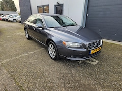 Volvo S80 - 2.5 T Momentum Automaat/Youngtimer/Leder