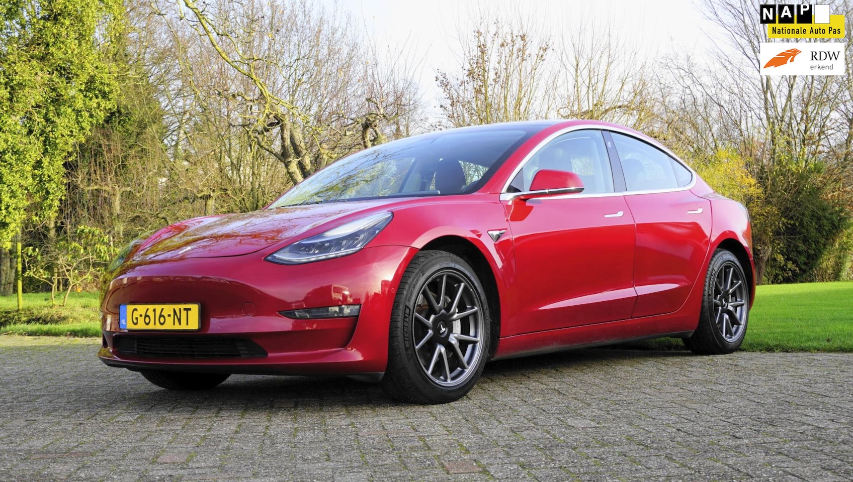 Tesla Model 3 - Long Range RWD Long Range AWD 75 kWh Panoramadak zwart leder - AutoWereld.nl