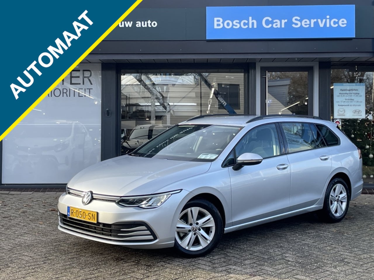 Volkswagen Golf Variant - 1.0 eTSI Life | Automaat | Navi - AutoWereld.nl