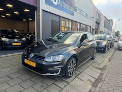 Volkswagen Golf - 1.4 TSI GTE