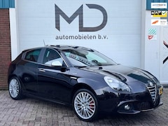 Alfa Romeo Giulietta - 1.4 T Exclusive Sportiva / Panoramadak