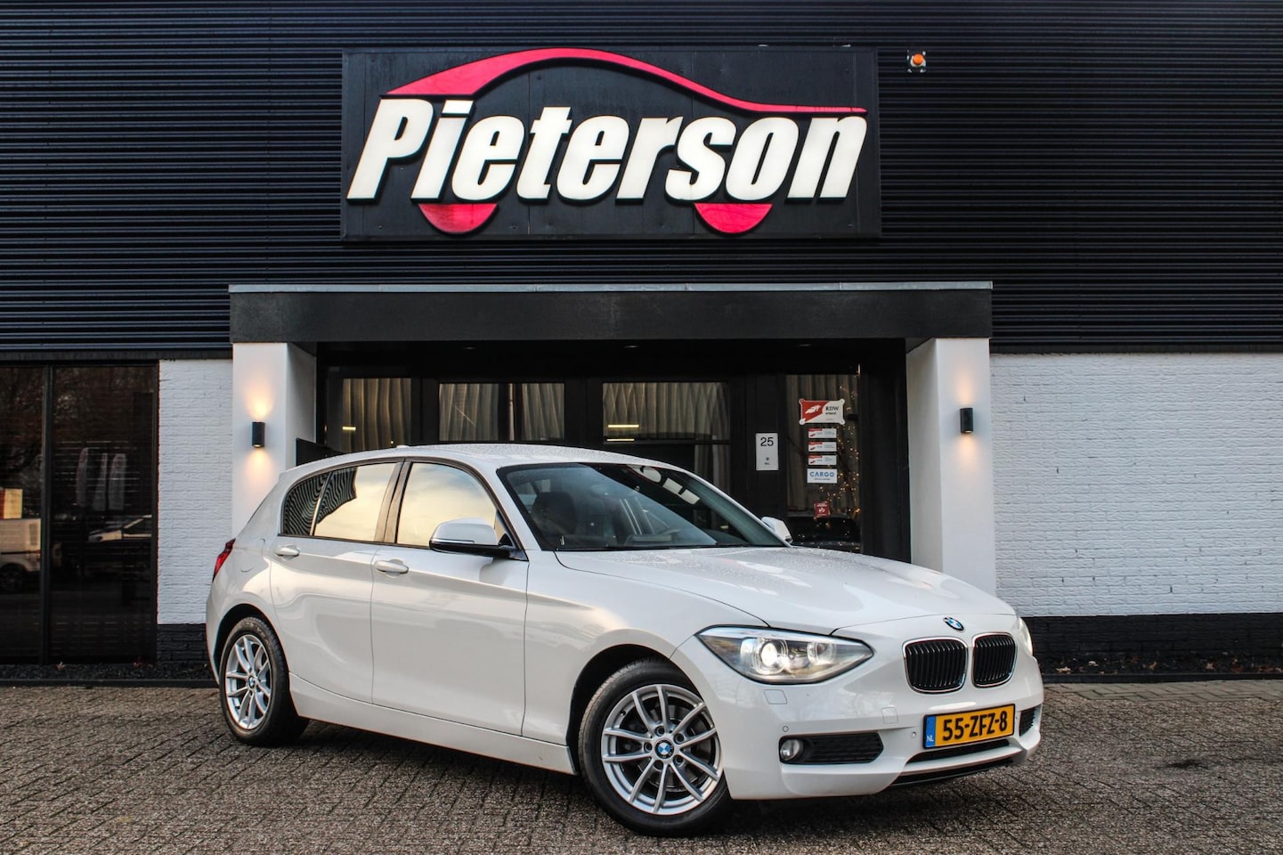 BMW 1-serie - 116i NAP XENON DEALER OH LEDER AUT NAVI - AutoWereld.nl