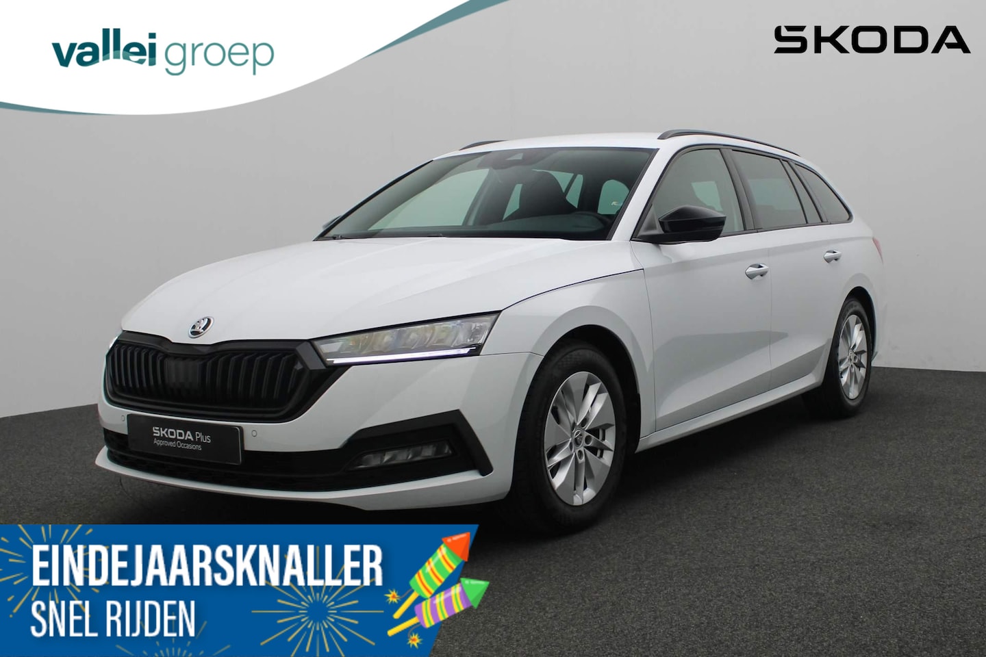 Skoda Octavia Combi - 1.5 e-TSI 150PK DSG Sport Business | Trekhaak | Parkeersensoren voor/achter | Stoelverwarm - AutoWereld.nl