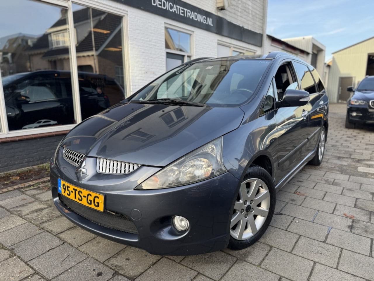 Mitsubishi Grandis - 2.4-16V InSport *NW-APK*NAP* - AutoWereld.nl