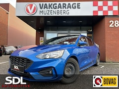 Ford Focus - 1.5 EcoBoost ST Line X Business // PANO / SCHUIFKANTELDAK // NAVI // CAMERA // B&O AUDIO /