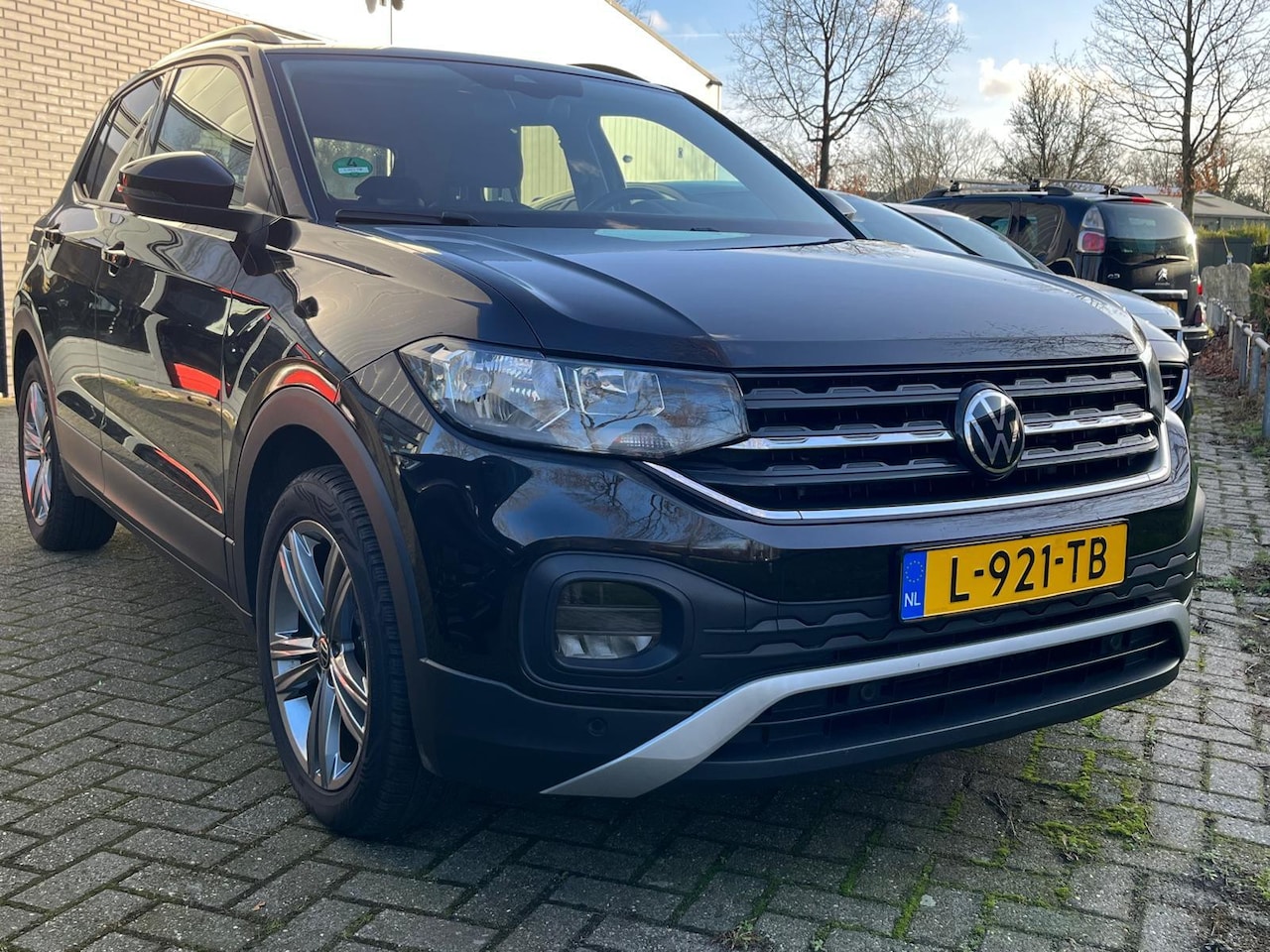 Volkswagen T-Cross - 1.5 TSI Style Business R | Automaat | Adaptive-cruise | Stoelverwarming | Carplay | Naviga - AutoWereld.nl