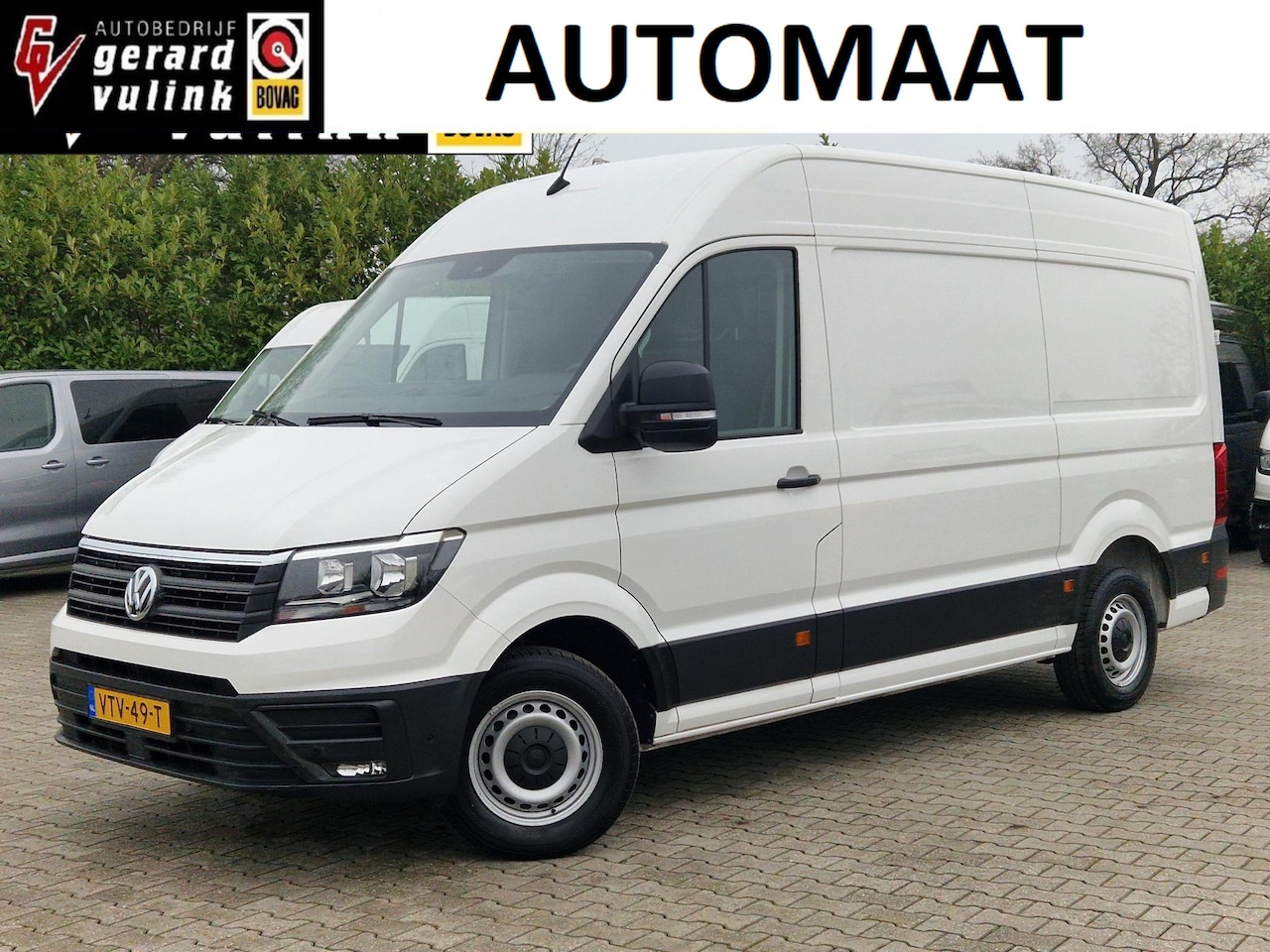 Volkswagen Crafter - 2.0 TDI 140PK AUTOMAAT L3H3 Highline NAV CAMERA - AutoWereld.nl