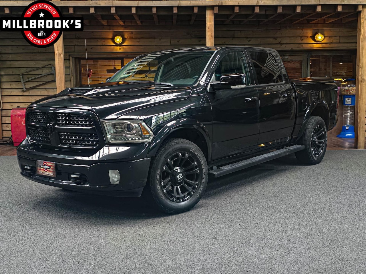 Dodge Ram 1500 - 5.7 V8 4x4 Laramie, luchtvering, LPG, - AutoWereld.nl