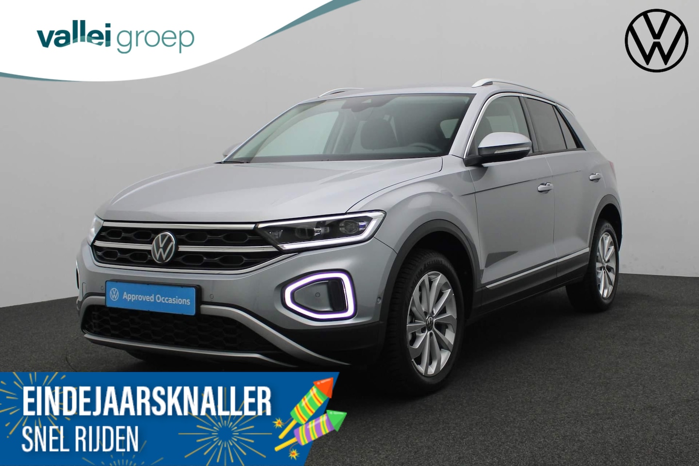 Volkswagen T-Roc - 1.0 TSI 110PK Style | Navi | LED plus | ACC | Parkeersensoren voor/achter | Bestuurderssto - AutoWereld.nl