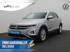 Volkswagen T-Roc - 1.0 TSI 110PK Style | Navi | LED plus | ACC | Parkeersensoren voor/achter | Bestuurderssto