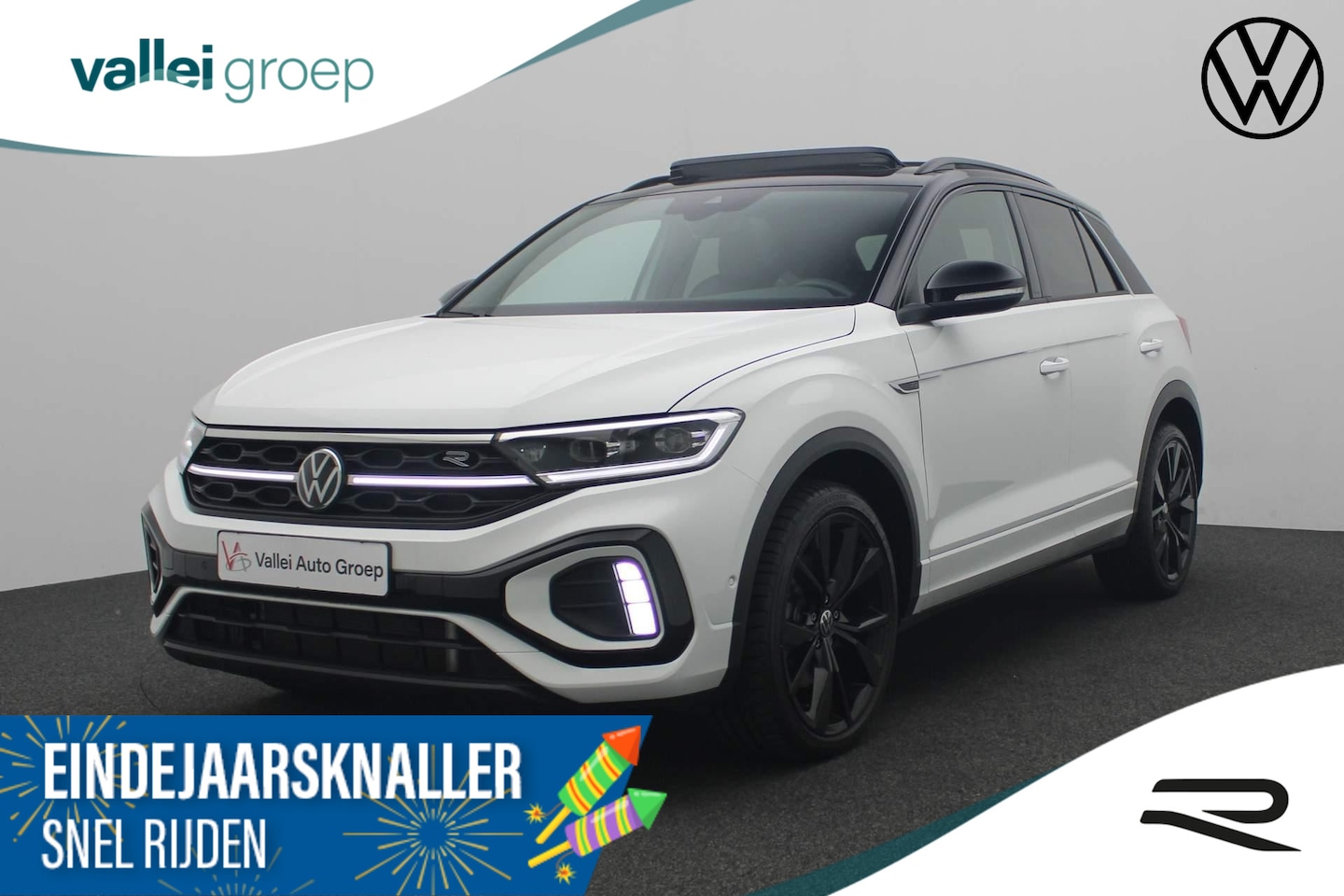 Volkswagen T-Roc - 1.5 TSI 150PK DSG R-Line Black Style | Pano | Trekhaak | IQ Light | Keyless | BEATS | Came - AutoWereld.nl