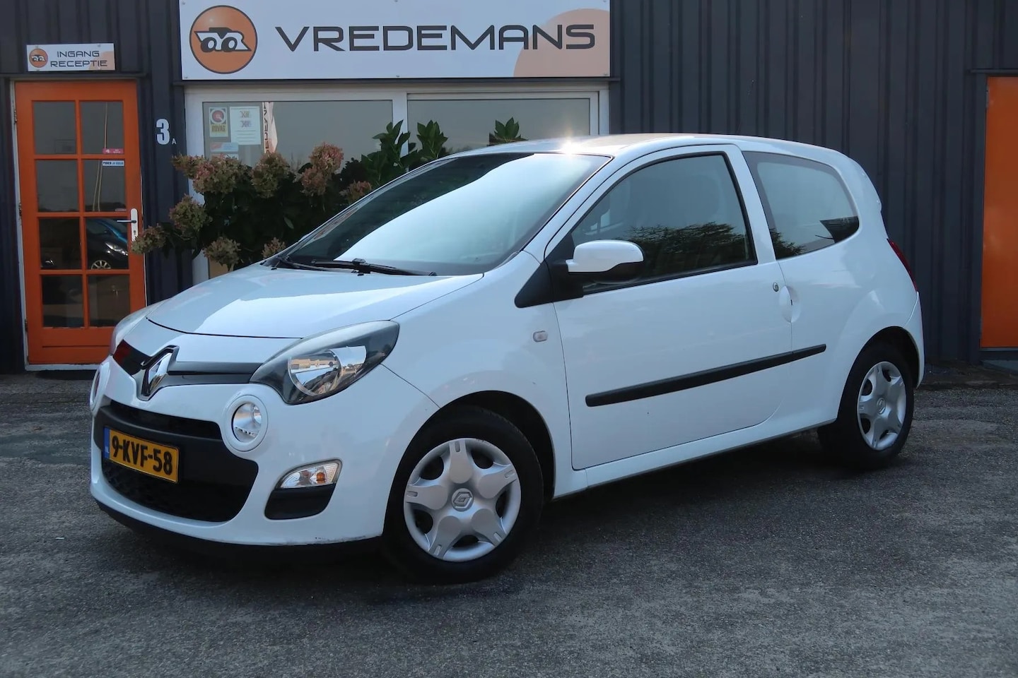 Renault Twingo - 1.2-16V Collection 1.2 16V Collection - AutoWereld.nl