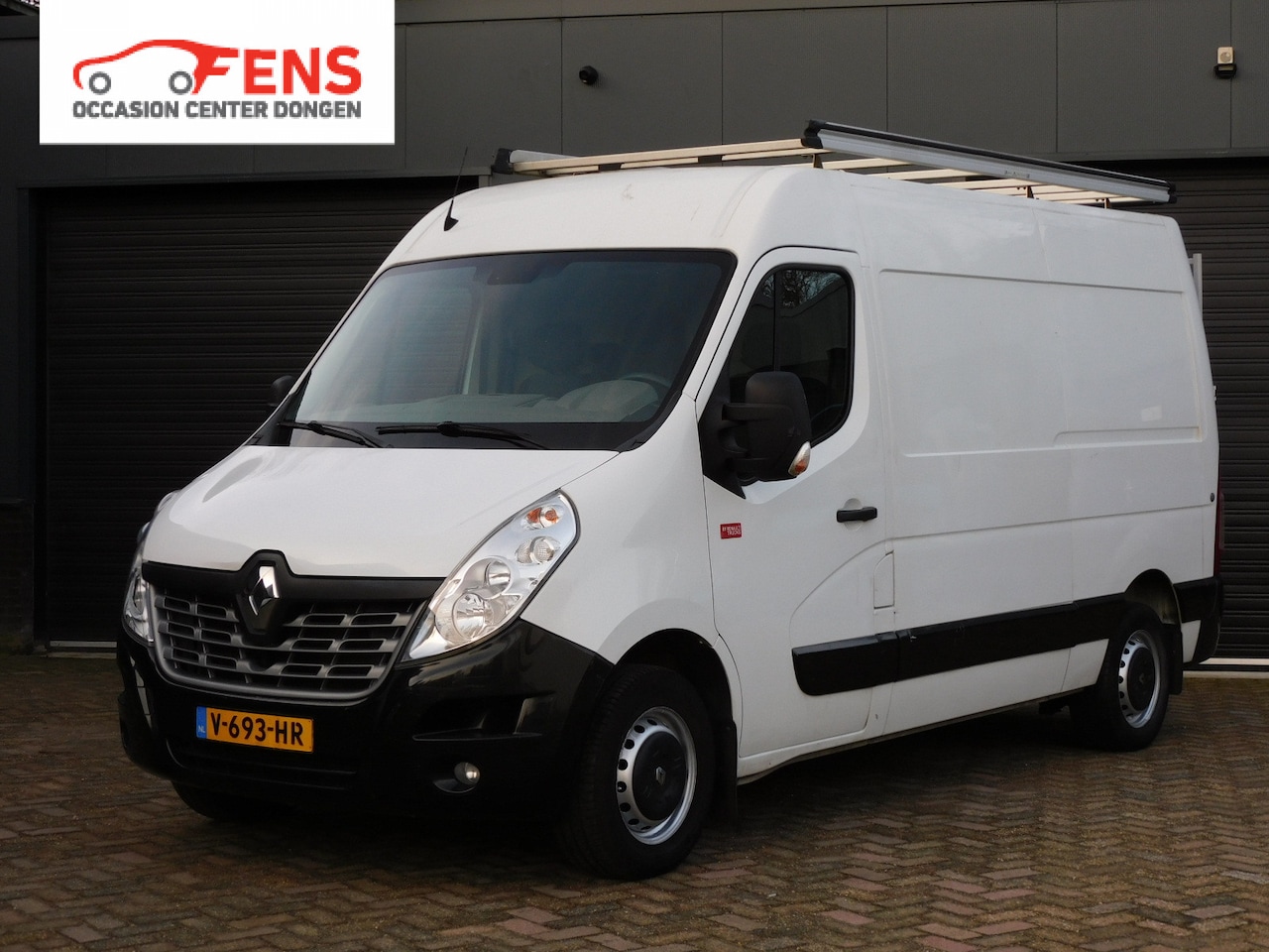 Renault Master - T35 2.3 dCi L2H2 Energy 1e EIGENAAR! CRUISE! AIRCO! TREKHAAK! EURO 6 ! - AutoWereld.nl