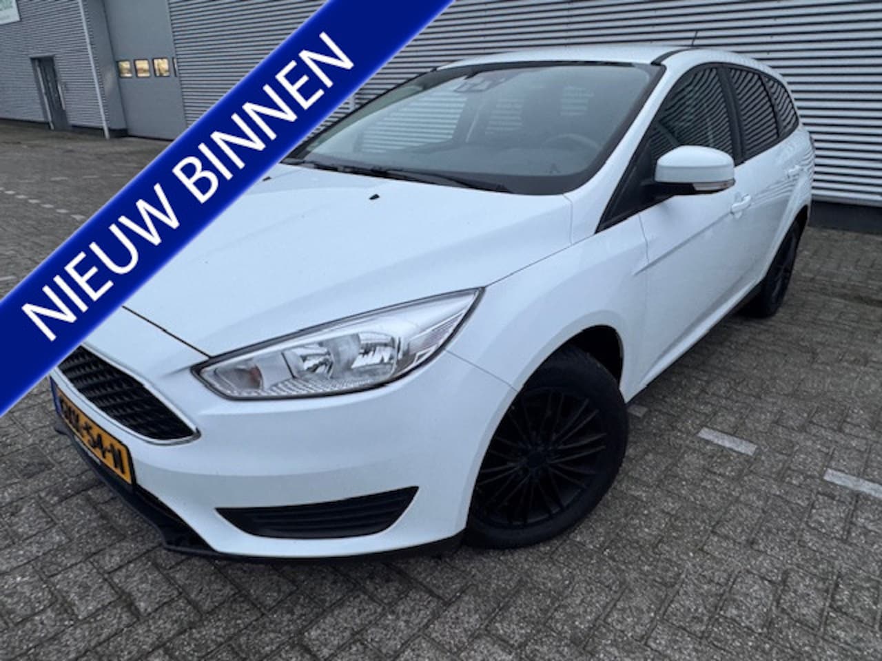 Ford Focus Wagon - 1.0 Trend 1.0 Trend - AutoWereld.nl