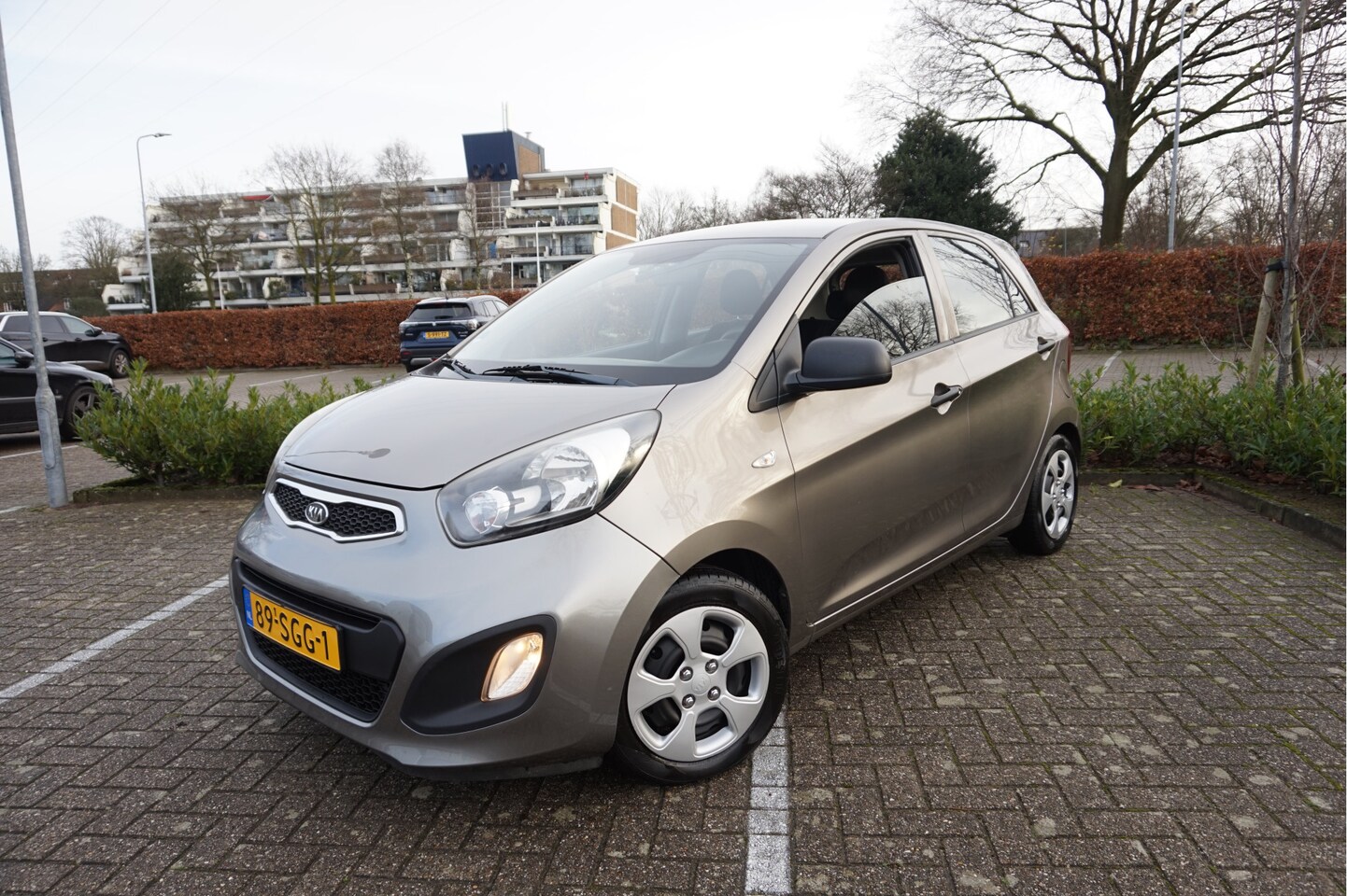 Kia Picanto - 1.0 CVVT Comfort Pack 1.0 CVVT Comfort Pack - AutoWereld.nl