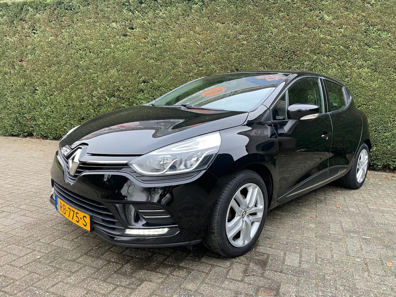 Renault Clio - 0.9 TCe Zen. Cruis control, Navi, Led, Eerste eigenaar ! - AutoWereld.nl