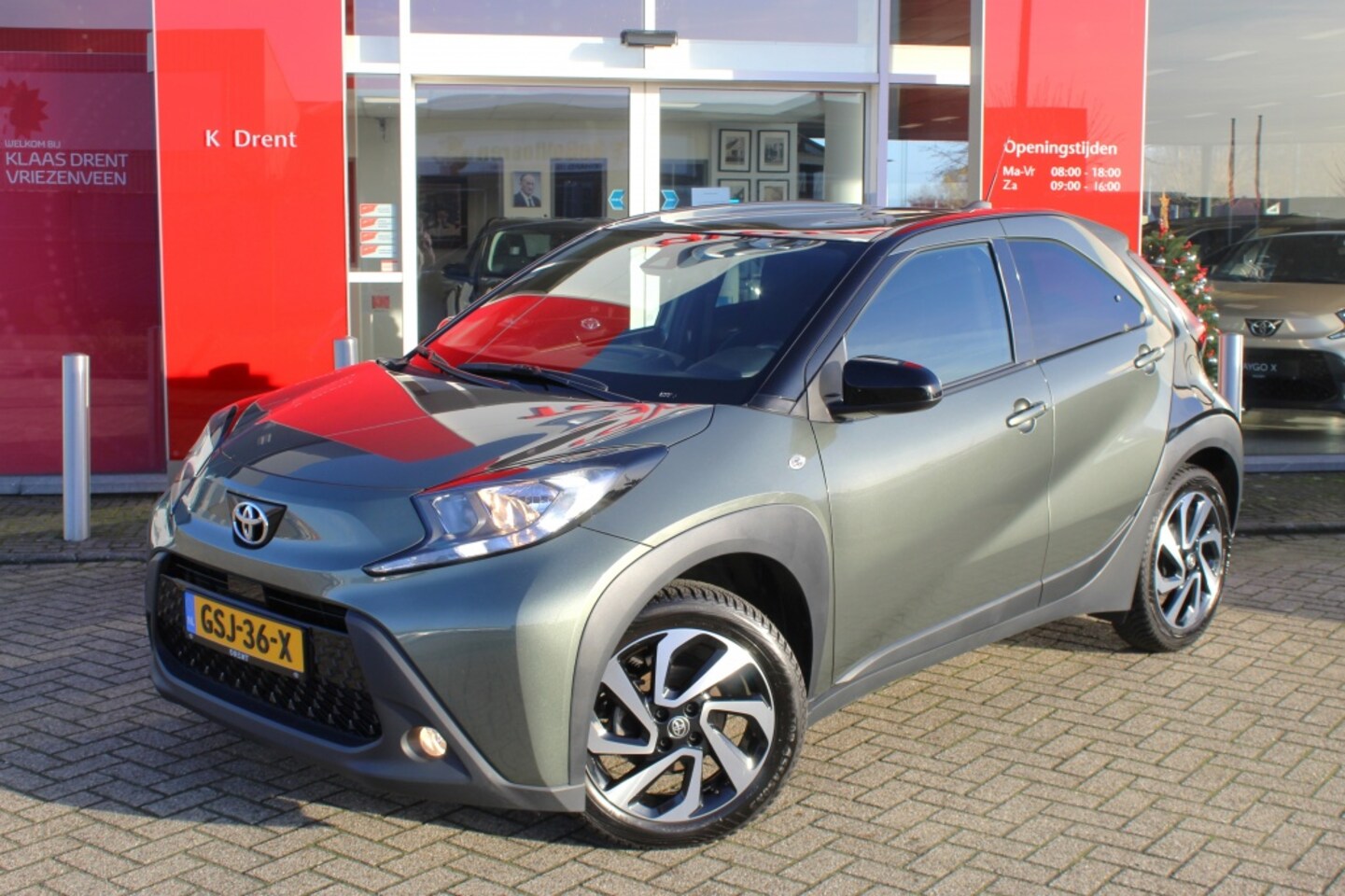 Toyota Aygo X - 1.0 VVT-i MT Pulse | All Season | Adaptive Cruise Control | Stoe - AutoWereld.nl