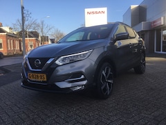 Nissan Qashqai - 1.3 DIG-T 160 MT Tekna + Panodak