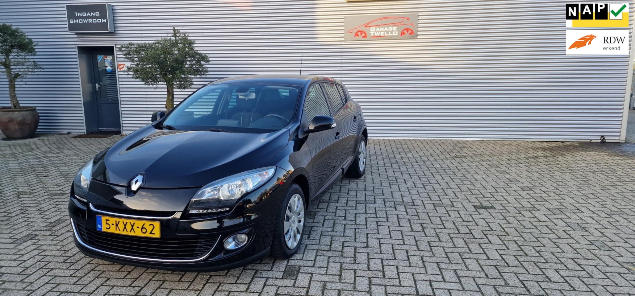 Renault Mégane - 1.5 dCi,navie,afneembaar trekhaak,cruise control,nap,top staat,alle rekeningen zijn erbij, - AutoWereld.nl