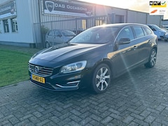 Volvo V60 - 2.4 D6 AWD Plug-In Hybrid Summum AUTOMAAT|ADAPTIEF CRUISE|NAVI|LEER