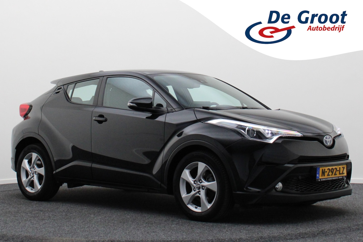 Toyota C-HR - 1.8 Hybrid Dynamic Climate, Cruise, Camera, Navigatie, Bluetooth, DAB, 17'' - AutoWereld.nl