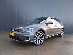 Volkswagen e-Golf - 100 KW VIRTUAL COCKPIT ADAPT CRUISE CAMERA WARMTEPOMP FULL LED NAVI ECC 2X LAADSNOER