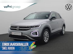 Volkswagen T-Roc - 1.5 TSI 150PK DSG Style | LED | Parkeersensoren | Trekhaak | Stoelverwarming | 17 inch