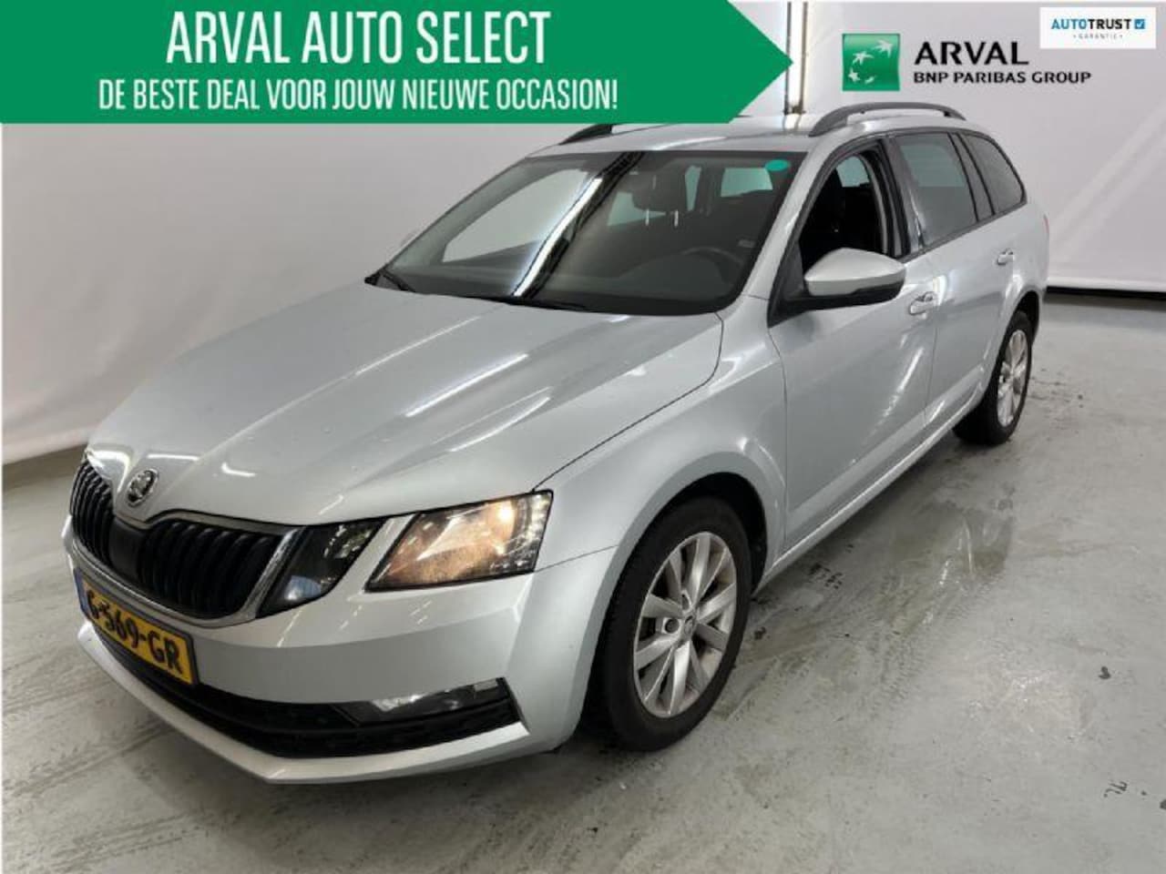 Skoda Octavia Combi - 1.5 TSI 150pk Greentech Business Edition | Apple CarPlay / Android Auto | Trekhaak | Navi - AutoWereld.nl