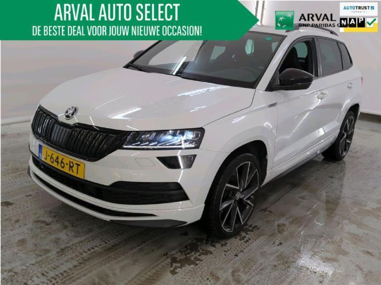 Skoda Karoq - 1.5 TSI ACT 150pk Automaat Sportline Business | Navi | PDC | Camera | Trekhaak | 1ste Eige - AutoWereld.nl