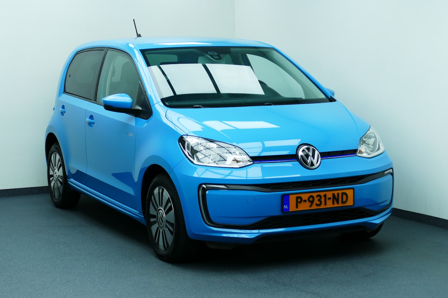 Volkswagen e-Up! - Camera, Clima, Cruise, Stoelverw, 15"LMV, Led, Smartphonedock - AutoWereld.nl