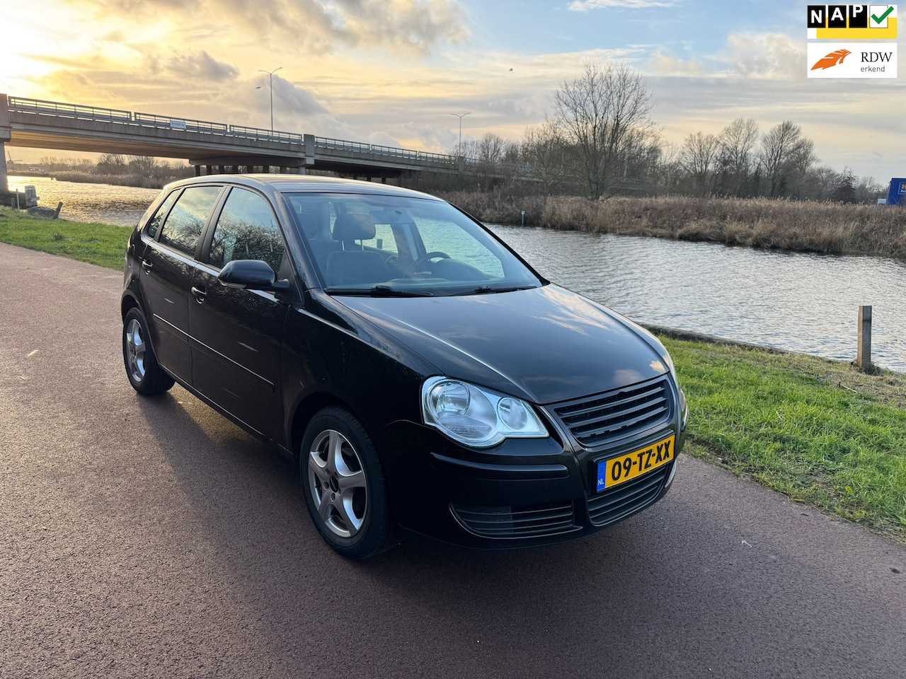 Volkswagen Polo - 1.4-16V Optive|NW APK|Airco| - AutoWereld.nl