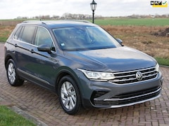 Volkswagen Tiguan - 2.0 TDI ELEGANCE EXE 110kW AUT PANO * 20499 NETTO