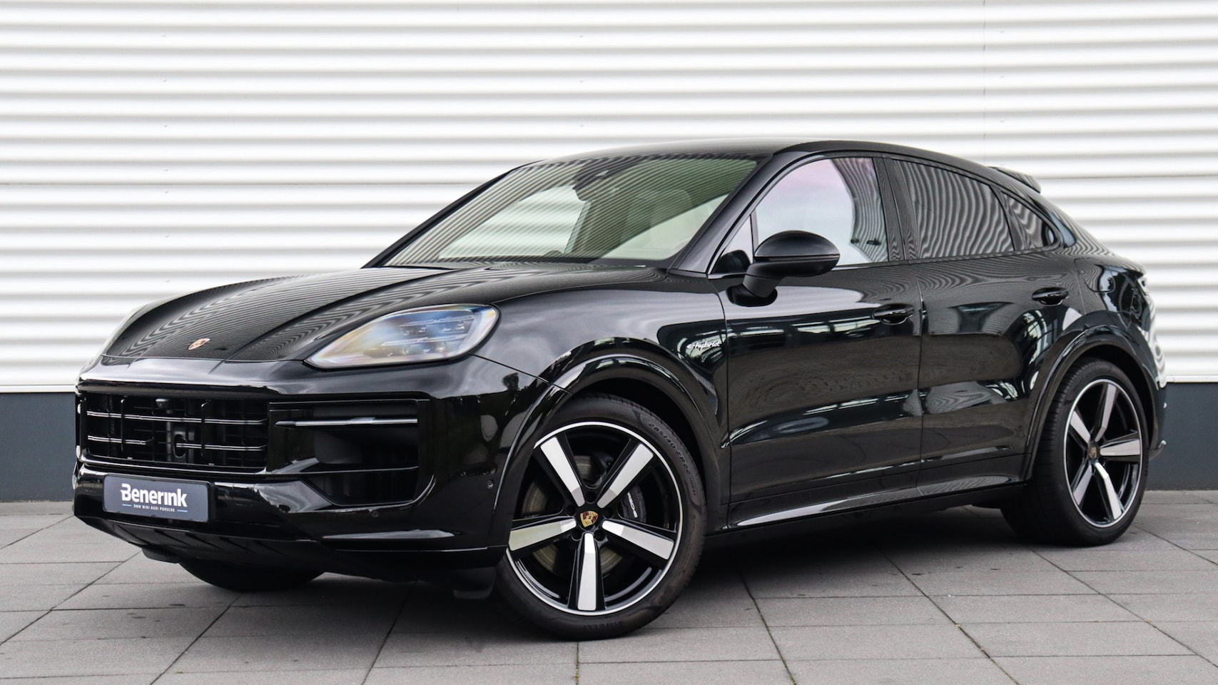 Porsche Cayenne Coupé - 3.0 E-Hybrid SportDesign | Stoelventilatie | InnoDrive | Soft-Close | BOSE Sound | Sportui - AutoWereld.nl